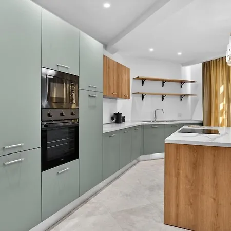 Stylish Penthouse With Private Pool Andjacuzzi Apartment