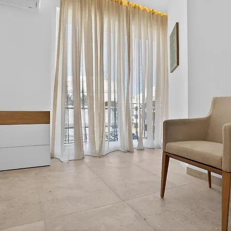 Stylish Penthouse With Private Pool Andjacuzzi Apartment Naxxar